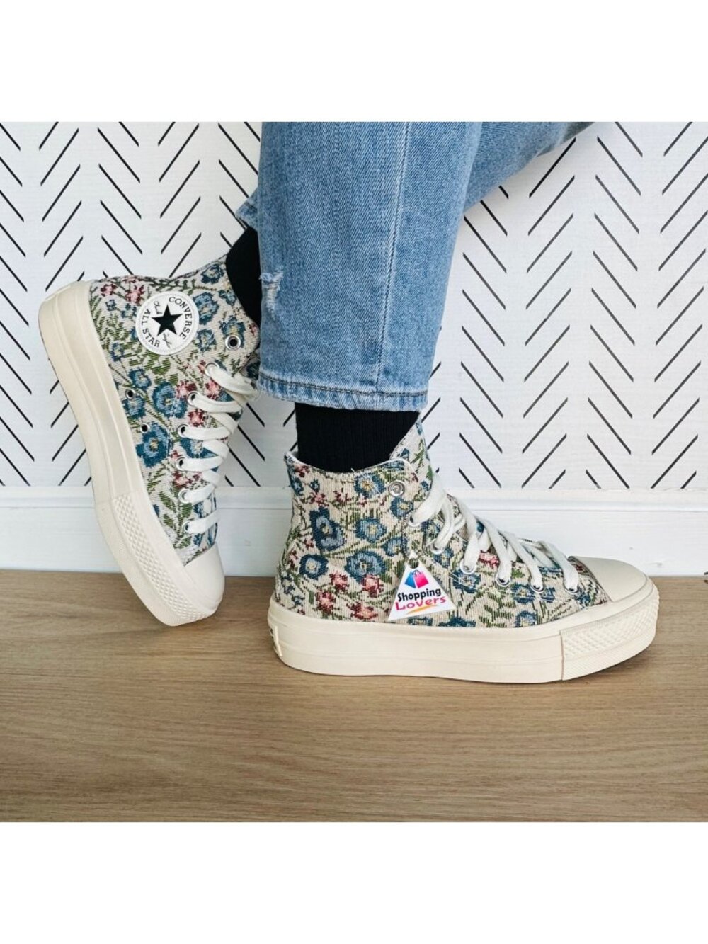 ⭐Converse Chuck Taylor Lift Hi Sz 6 Women Shoes Sneakers Floral Tapestry A11992C